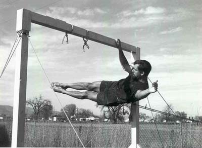 One-arm front-lever